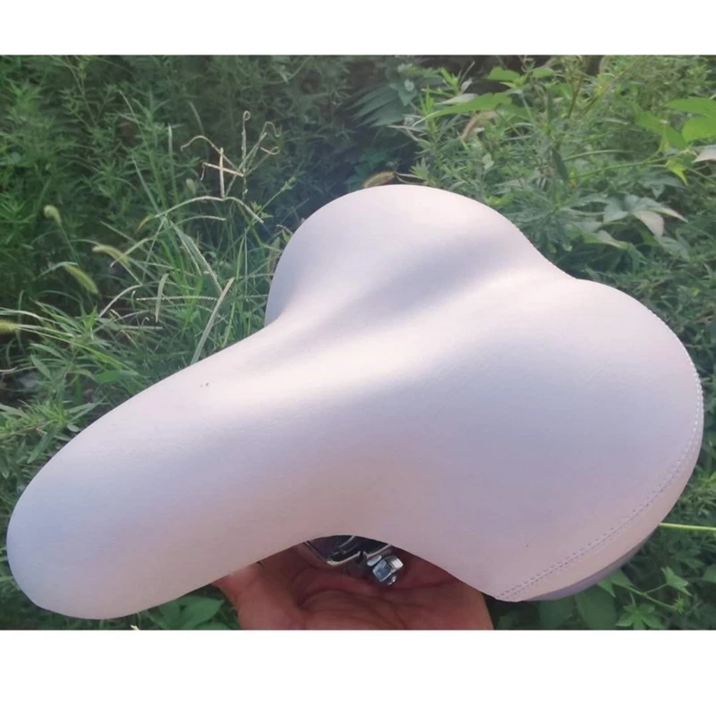 Commuting With Road Bike - Fietszadel Witte Kleur Met Lente Voor